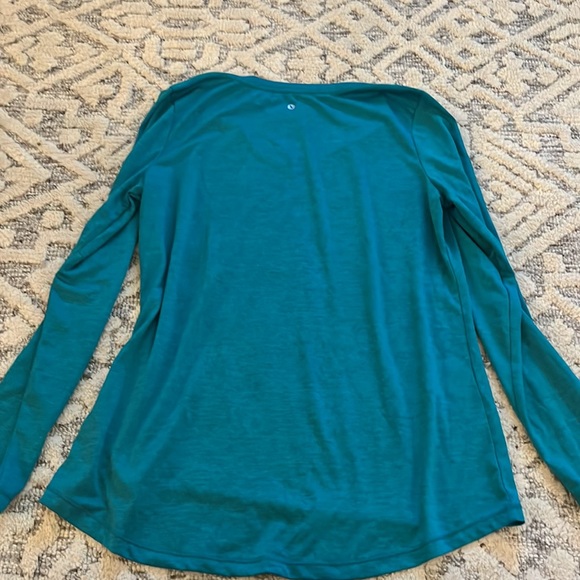 Teal Long Sleeve Workout Top - Picture 7 of 8